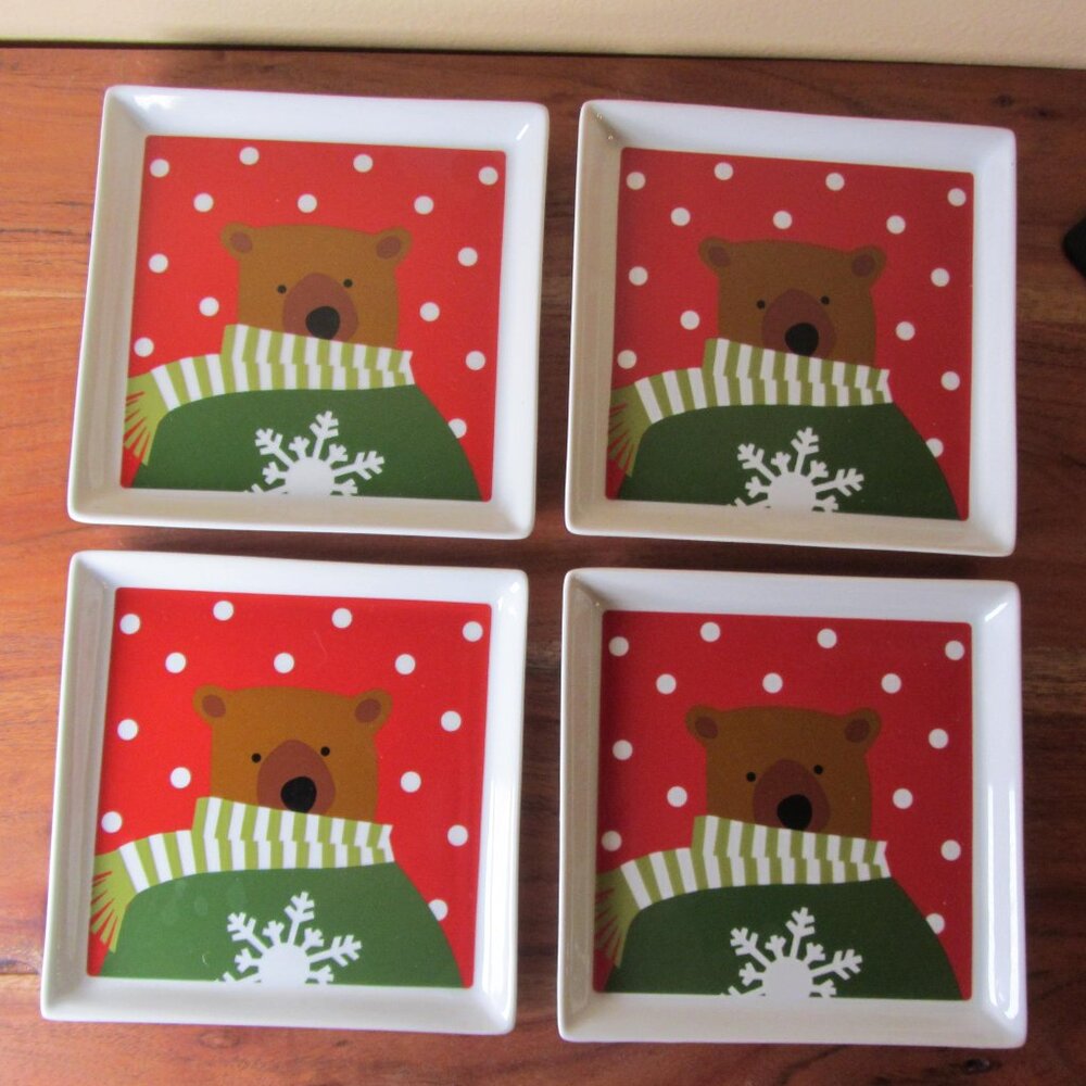 crate & barrel winter bear appetizer plates 2019 joan anderson NWT UNUSED (W6321
